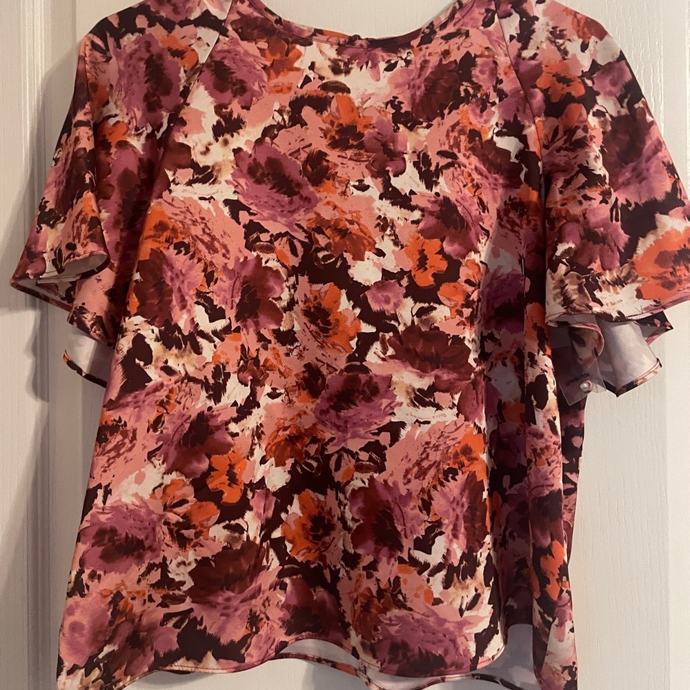 NWT 1. State Multicolor Flutter Sleeve Floral Satin Blouse S Preppy Career Party